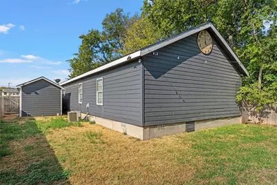 2220 S 2nd Street, Waco, TX 76706 - Photo 35