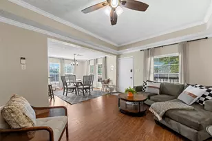 2220 S 2nd St, Waco, TX 76706 - Photo 9