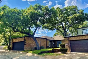2709 Fairway Park St, Grand Prairie, TX 75050 - Photo 3