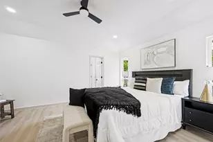 328 Sexton Ln, Benbrook, TX 76126 - Photo 13