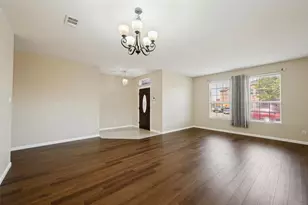 814 White Dove Dr, Arlington, TX 76017 - Photo 5