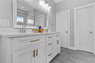 610 Parker Cir, Garland, TX 75040 - Photo 17