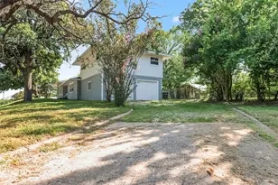 1421 S Scullin Ave, Denison, TX 75020 - Photo 25