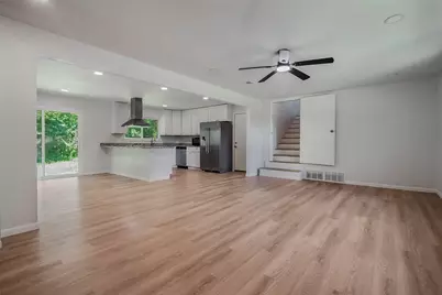 1421 S Scullin Avenue, Denison, TX 75020 - Photo 9