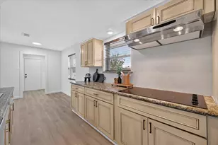 906 Pinedale Ln, Dallas, TX 75241 - Photo 11