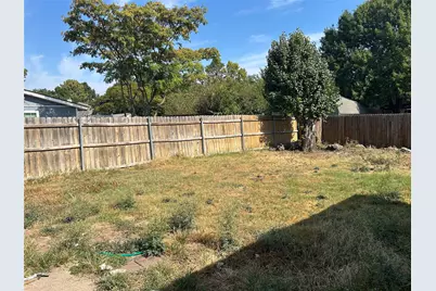 2302 Phoenix Drive, Garland, TX 75040 - Photo 11