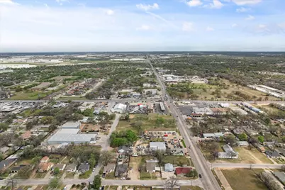 3825 Mercury Street, Haltom City, TX 76111 - Photo 9