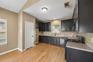 9308 Aubree Ct, Fort Worth, TX 76140 - Photo 7