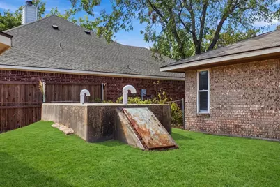 2108 N Village, Bonham, TX 75418 - Photo 23