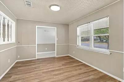2108 N Village, Bonham, TX 75418 - Photo 5