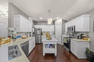 1707 W Venus Dr, Lancaster, TX 75134 - Photo 7
