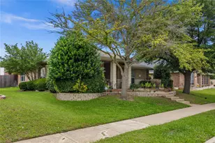 1707 W Venus Dr, Lancaster, TX 75134 - Photo 15