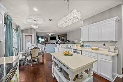 1707 W Venus Drive, Lancaster, TX 75134 - Photo 5