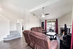 951 Zachary Dr, Arlington, TX 76002 - Photo 11