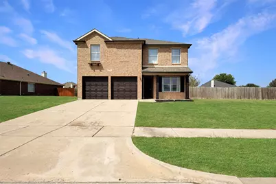 951 Zachary Drive, Arlington, TX 76002 - Photo 1