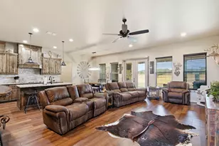 133 Kingston Ln, Weatherford, TX 76087 - Photo 3