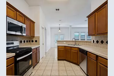 2459 Frontier Drive, Grand Prairie, TX 75052 - Photo 7