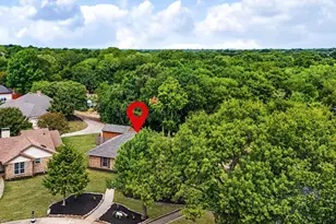 219 N Beltwoods Dr, DeSoto, TX 75115 - Photo 11