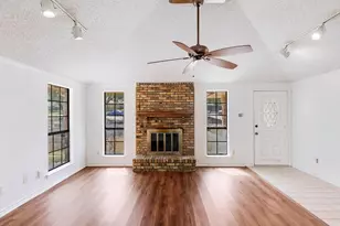 219 N Beltwoods Dr, DeSoto, TX 75115 - Photo 29