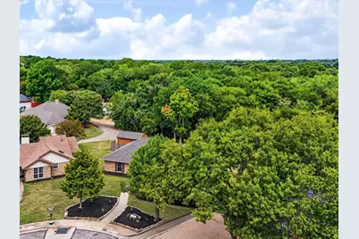 219 N Beltwoods Drive, DeSoto, TX 75115 - Photo 5