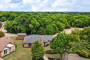 219 N Beltwoods Dr, DeSoto, TX 75115 - Photo 9