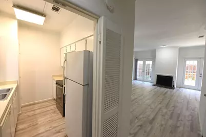 2727 Shelby Avenue #M, Dallas, TX 75219 - Photo 3
