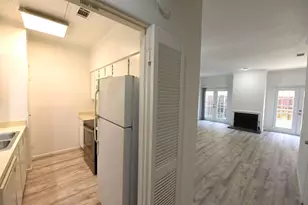 2727 Shelby Ave, Dallas, TX 75219 - Photo 3