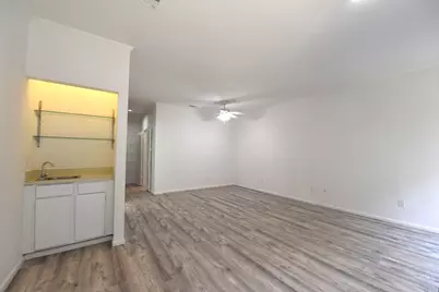 2727 Shelby Avenue #M, Dallas, TX 75219 - Photo 5