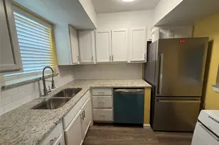 3240 Lombardy Ln, Dallas, TX 75220 - Photo 3