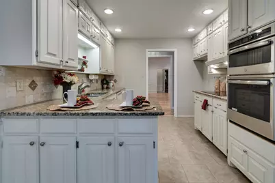 8951 Hialeah Circle N, North Richland Hills, TX 76182 - Photo 13