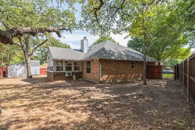 8951 Hialeah Circle N, North Richland Hills, TX 76182 - Photo 31