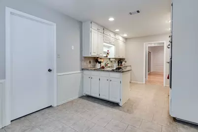 8951 Hialeah Circle N, North Richland Hills, TX 76182 - Photo 15
