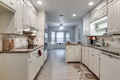 8951 Hialeah Circle N, North Richland Hills, TX 76182 - Photo 11