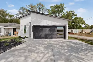 405 NE Front St, Edgewood, TX 75117 - Photo 1
