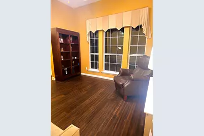 311 Kingfisher Lane, Arlington, TX 76002 - Photo 5