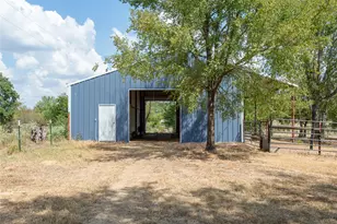 8145 County Road 3250, Chatfield, TX 75105 - Photo 29