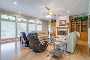 8412 Ravenswood Rd, Granbury, TX 76049 - Photo 7