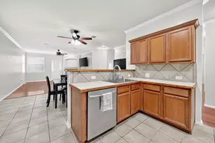 10601 Augusta Ln, Rowlett, TX 75089 - Photo 9