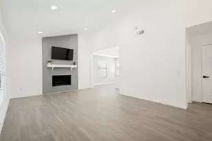 1203 S College St, McKinney, TX 75069 - Photo 7
