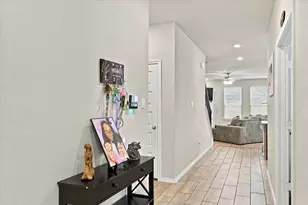 417 Burrow Dr, Waxahachie, TX 75167 - Photo 3