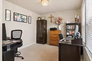2508 Glen Hollow Dr, Lancaster, TX 75134 - Photo 11