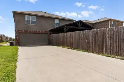 2508 Glen Hollow Drive, Lancaster, TX 75134 - Photo 27