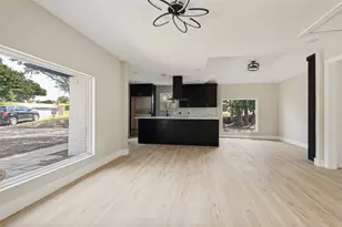 5408 Aspen Ln, Fort Worth, TX 76112 - Photo 9