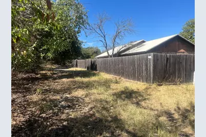 831 Boyd Road, Azle, TX 76020 - Photo 5