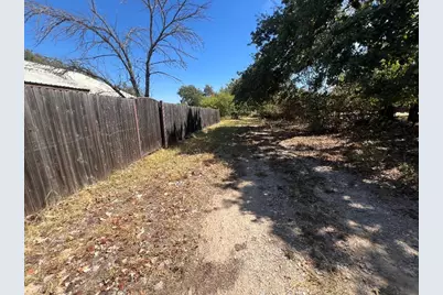 831 Boyd Road, Azle, TX 76020 - Photo 11