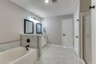8220 3 Bars Dr, Fort Worth, TX 76179 - Photo 15