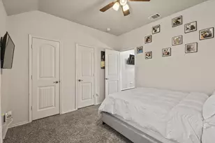 8805 Deadwood Ln, Aubrey, TX 76227 - Photo 21