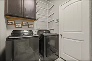 8805 Deadwood Ln, Aubrey, TX 76227 - Photo 17