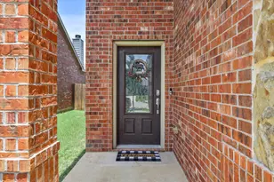 8805 Deadwood Ln, Aubrey, TX 76227 - Photo 3