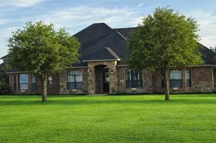 6205 High Meadows Dr, Krum, TX 76249 - Photo 1